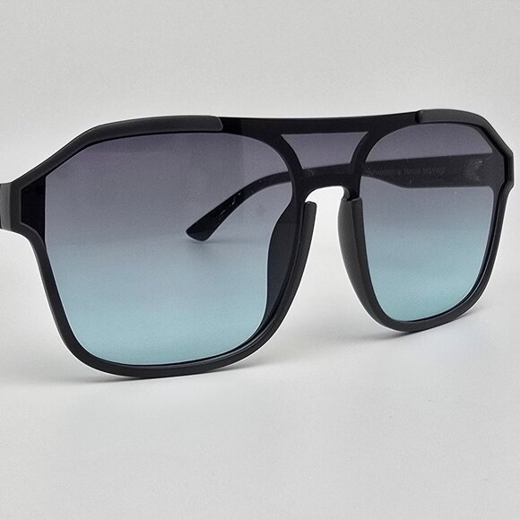 *SOLD* Tahari TM139 Grey Black Frame Green Gradient Lens Aviator Sunglasses 57mm - Picture 6 of 13